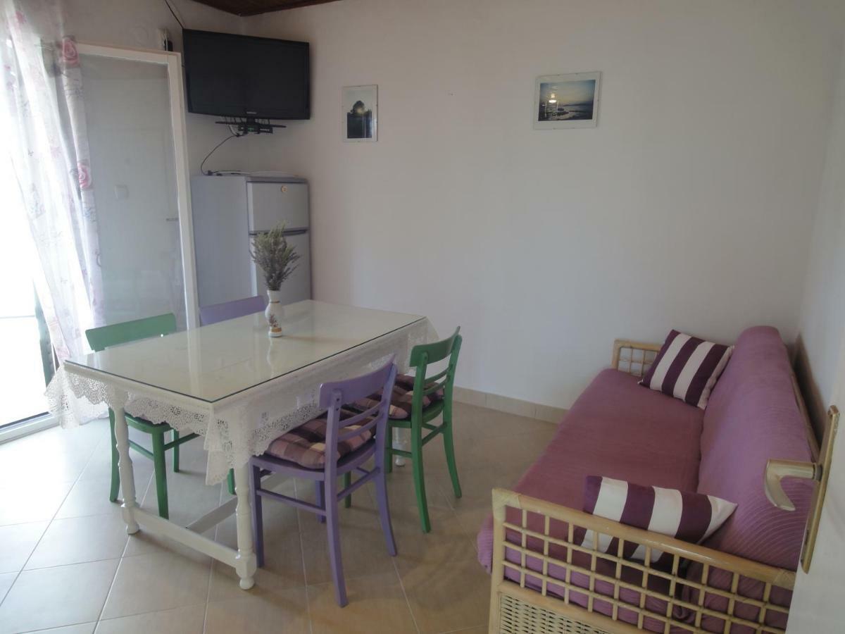 Apartments Villa Ana Drvenik Mali Exterior foto